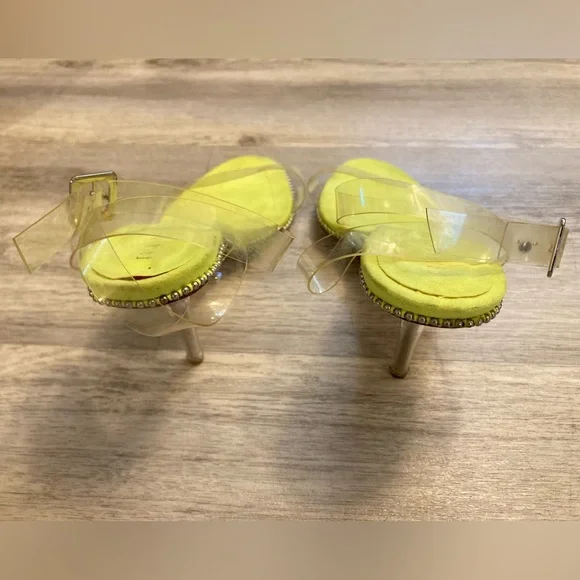 Fashion Nova Neon Yellow Green Heels Silver Studs Clear Adjustable Straps 8.5 - Picture 11 of 15